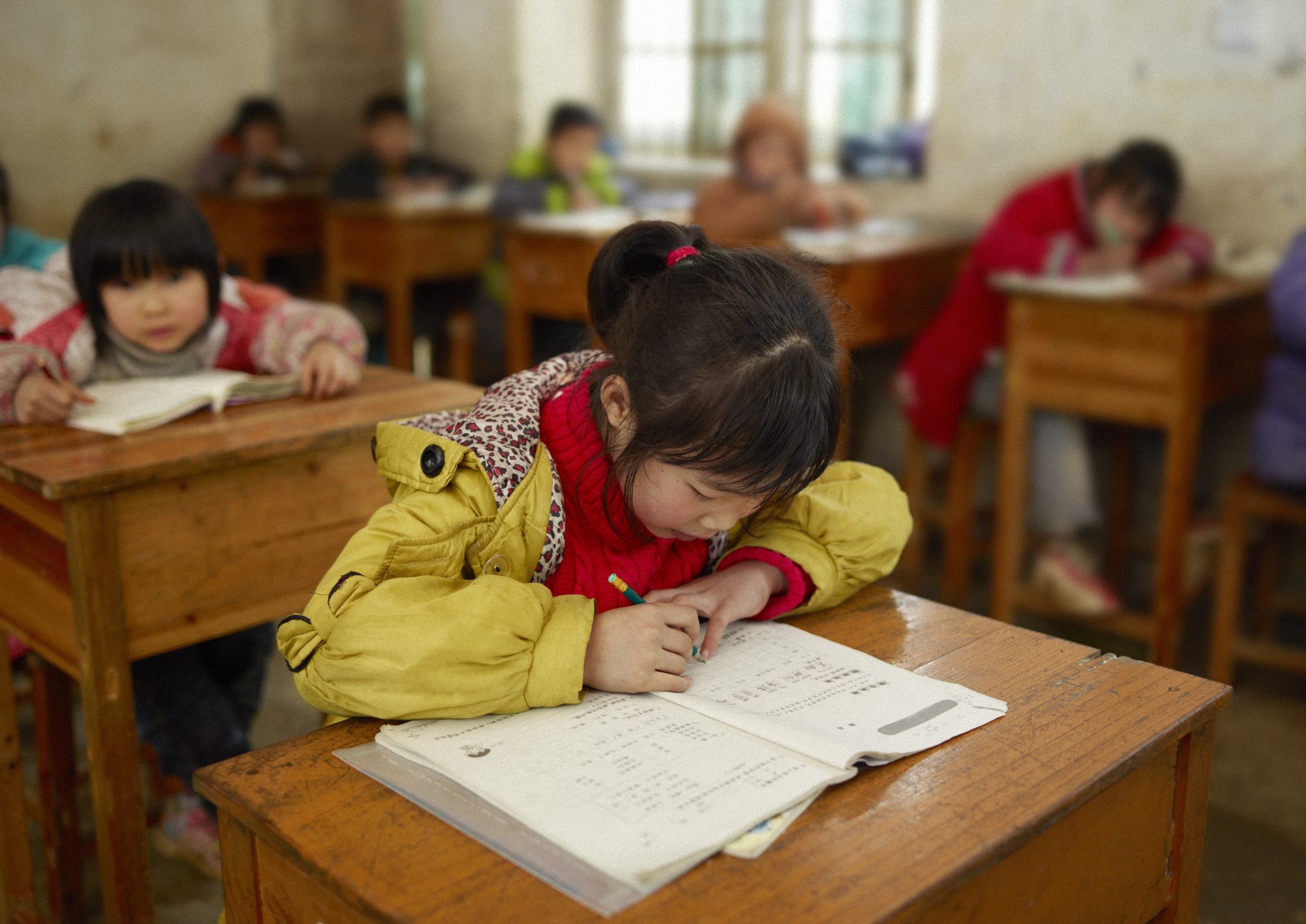 友邦保险之救困助学